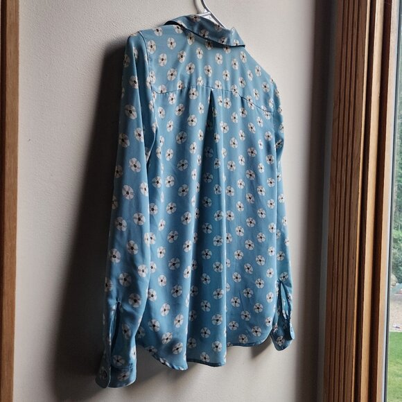 LOFT Blue Floral Button Down Shirt Size XS - Picture 12 of 14